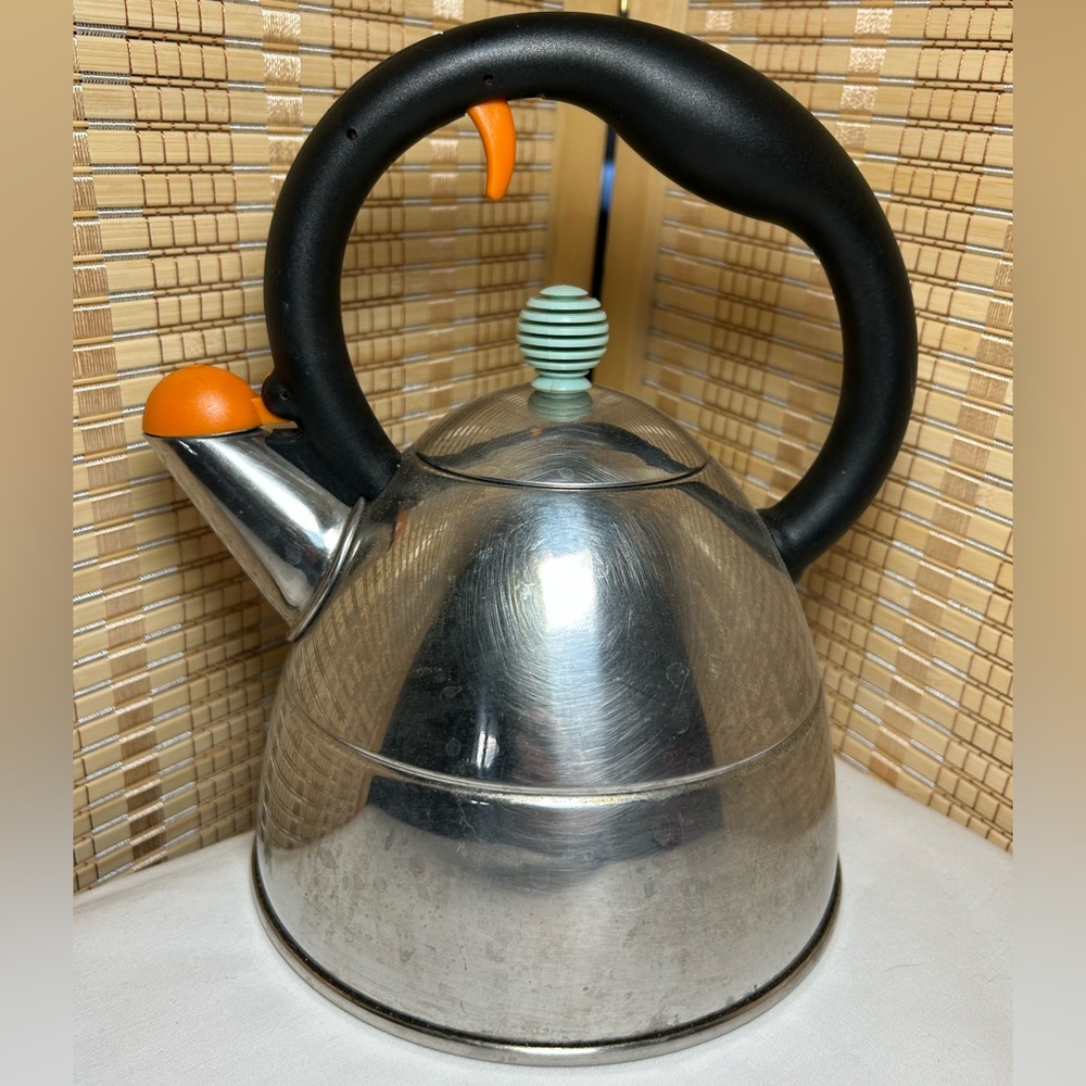Vintage Tea Pot Kettle - Picture 6 of 6